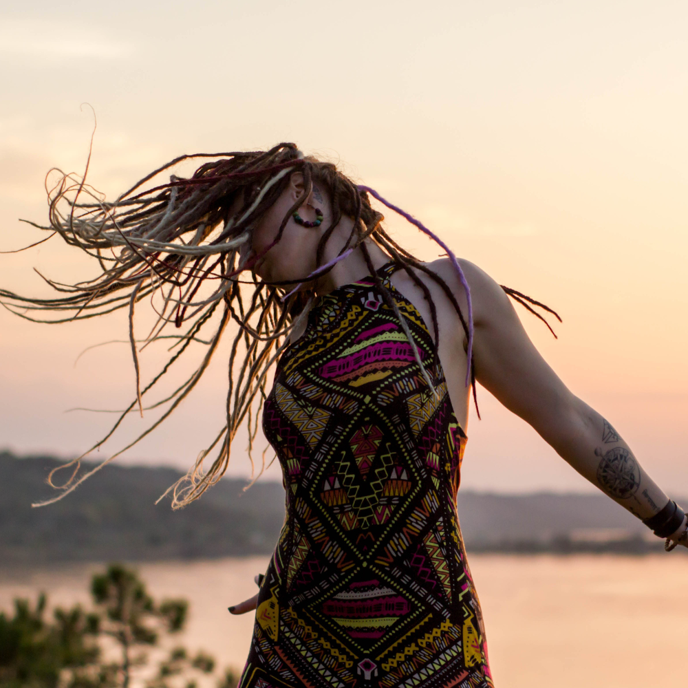 younique-retreats-ecstatic-dance